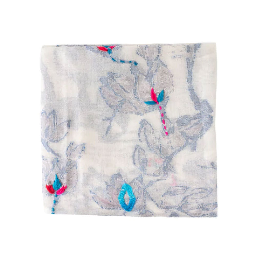 Image of the Vizcaya Shawl.
