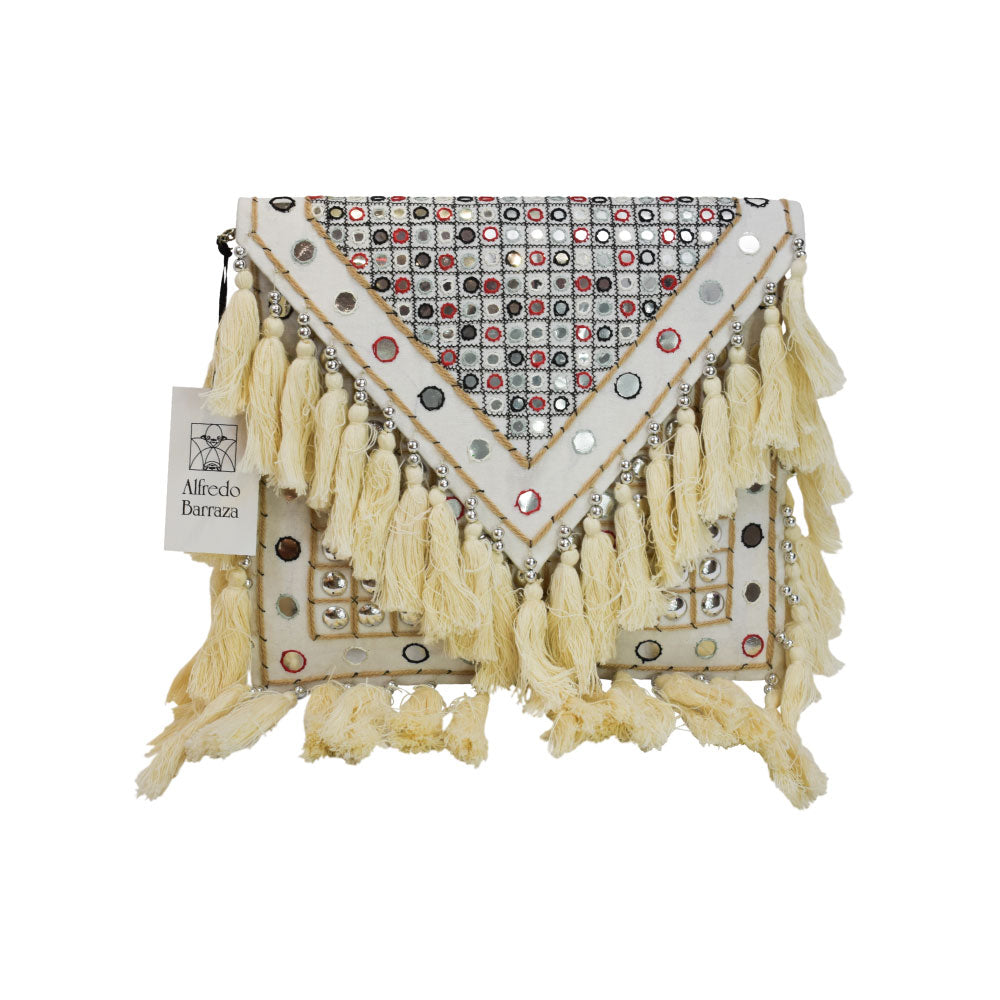 Image of the front of Alfredo Barraza's Boho Clutch in Cream.