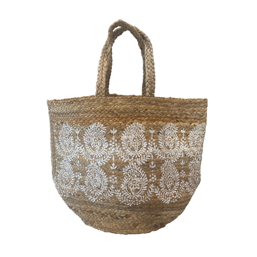 Image of the front of Alfredo Barraza's Straw Bag